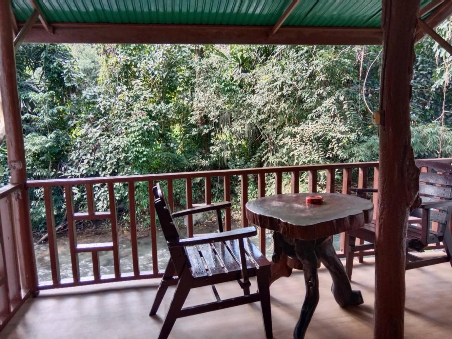Tree Tops River Huts Khao Sok National Park Esterno foto